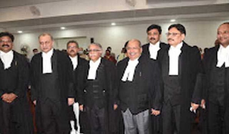 पटना उच्च न्यायालय के सात न्यायाधीशों को दिलाई गई शपथ   