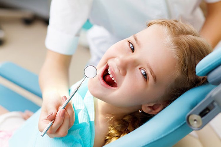 Expert Advice : बच्चों के दातों को कैविटी फ्री रखने के लिए फॉलो करें ये टिप्स