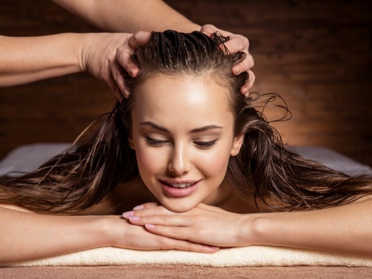 Beauty Tips: सर्दियों में बालों और स्किन की देखभाल के लिए ट्राई करें ये देसी टिप्स  