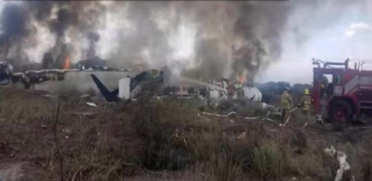 दक्षिण कोरिया की वायुसेना के  दो प्रशिक्षु विमान हवा में एक दूसरे से भिड़े, तीन पायलटों की मौत   