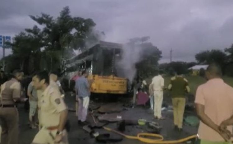 यात्रियों से भरी बस में लगी आग, एक बच्चा समेत 11 की जलकर मौत, 38 झुलसे