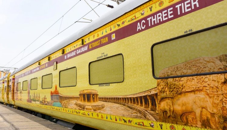 कल काशी आयेगी भारत गौरव टूरिस्ट ट्रेन, पीएम मोदी ने बेंगलुरु से किया था रवाना