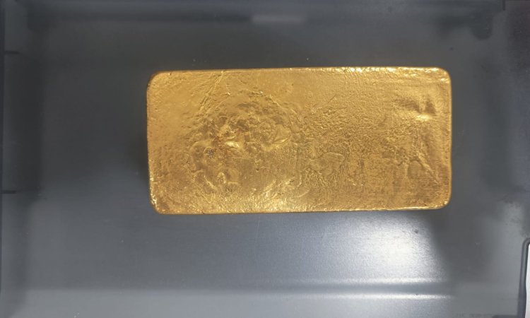 बाबतपुर में एक करोड़ 22 लाख 55 हजार रुपये का सोना बरामद, अंडर गारमेंट में छुपाया गया था सोना