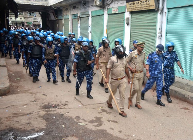 दोषीपुरा इलाके में ताजिया जुलूस के दौरान हुए पथराव और तोड़फोड़ के आरोप में 36 नामजद और 4000 अज्ञात मुकदमा दर्ज