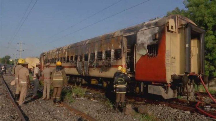 लखनऊ से रामेश्वरम जा रही थी ट्रेन, मदुरै स्टेशन पर लग गई आग, 8 लोगों की हुई मौत