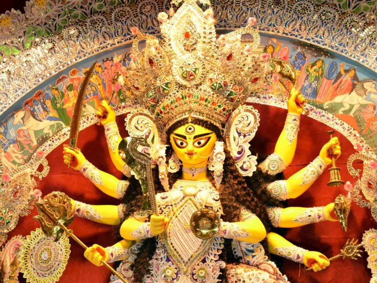 Shardiya Navratri 2023: शैलपुत्री से लेकर सिद्धदात्री तक, मां दुर्गा के 9 रूपों की रोचक है कहानी