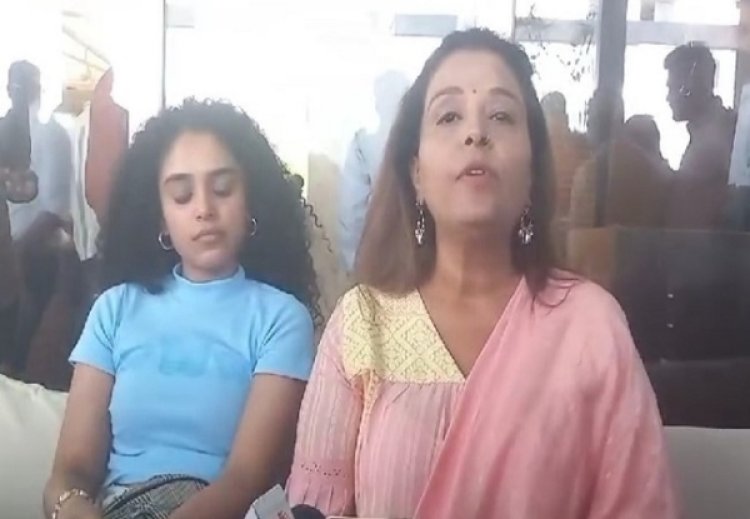 गोरखपुर : सांसद पर महिला का आरोप, बोली-25 साल पुराना है रिश्ता, बेटी और मुझे अपनाएं